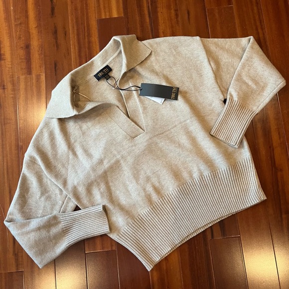 Truth By Republic Sweaters - Truth Sweater Knit Top Collared By Republic Almond Bisque Beige Polo New Size XL